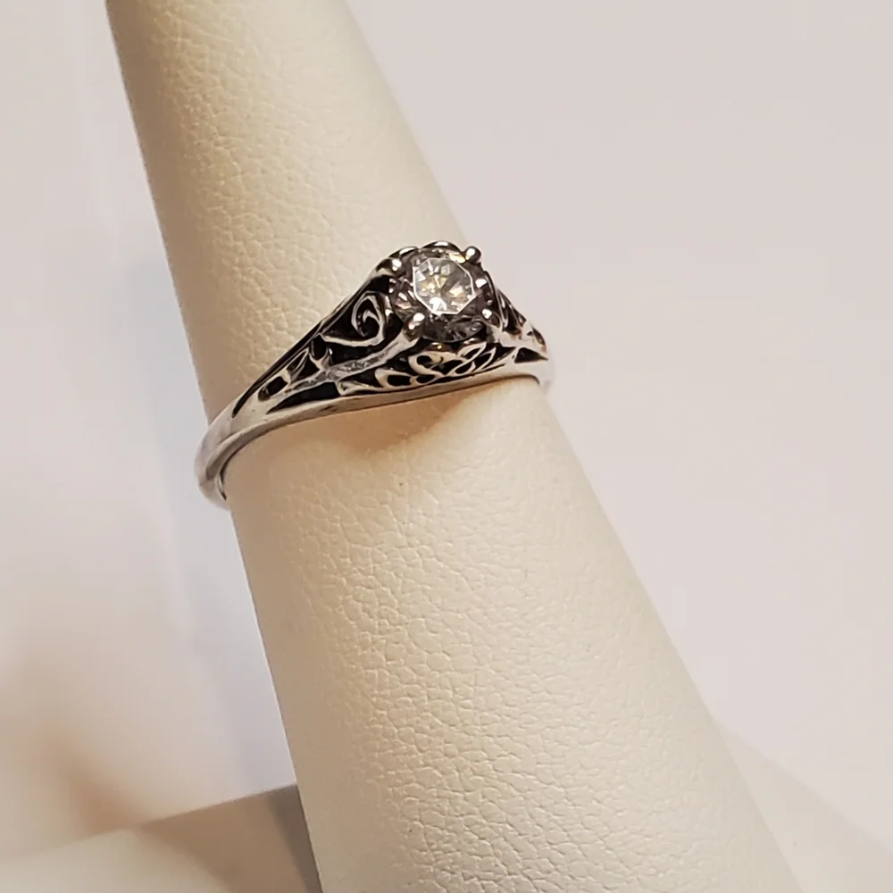 Vintage Scrolled Sterling Ring - Picture 14 of 16